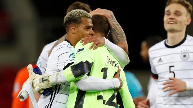 凯发k8注册-门将送礼队友争气,斗志昂扬的德国U21错误中成长